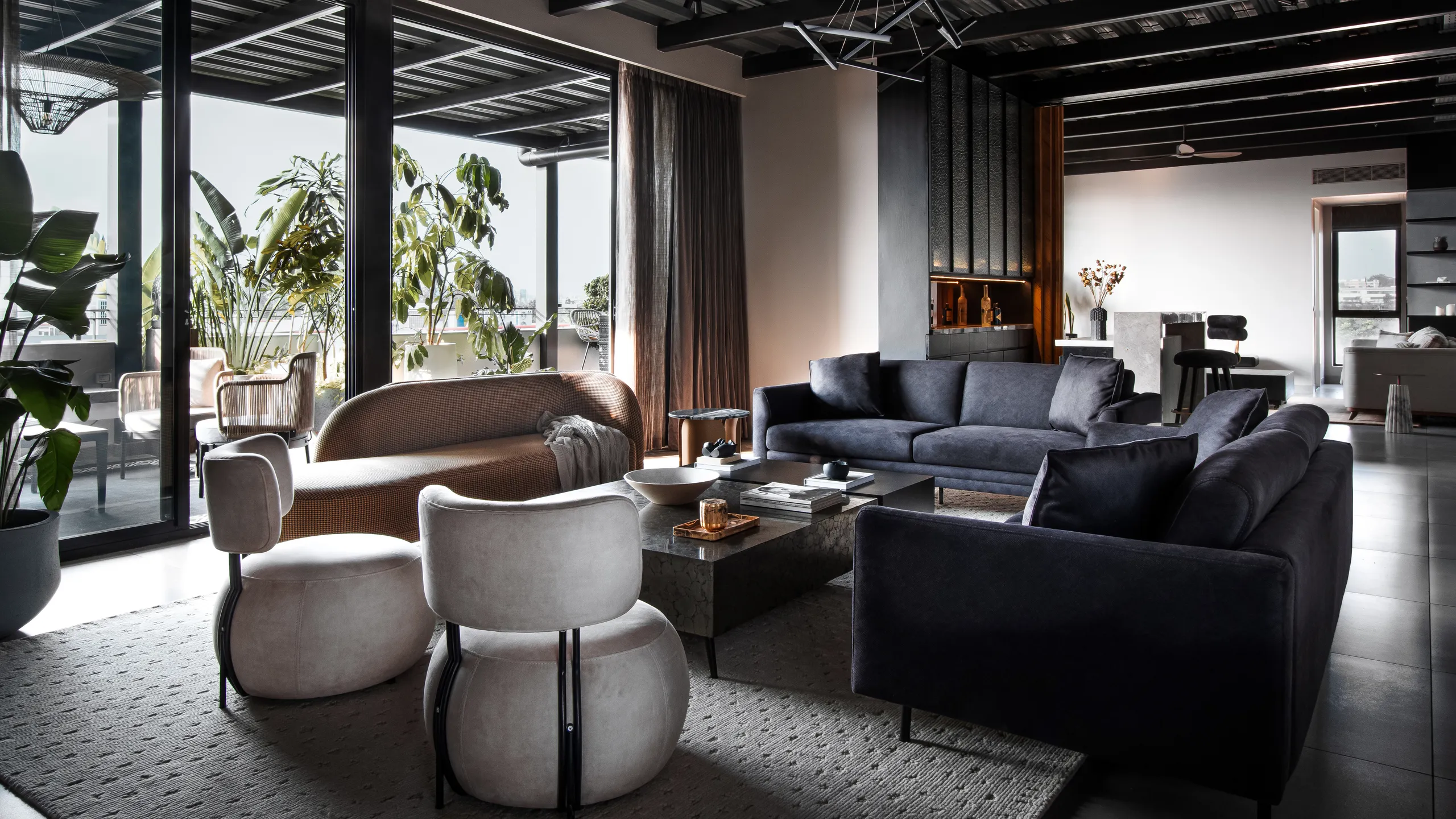 Stunning Edgy Industrial Penthouse Design Trends image