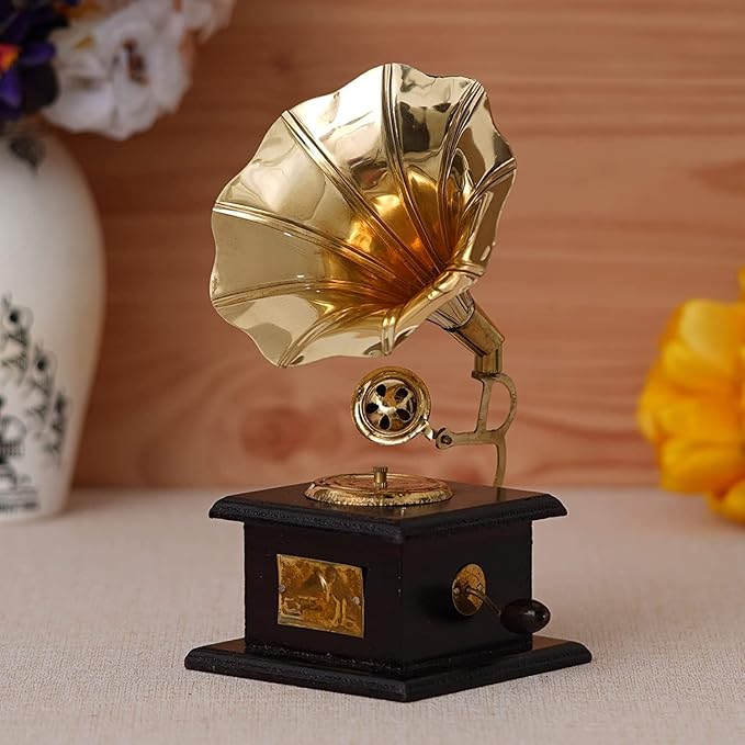 Premium Sparkle Square Gramophone Showpiece