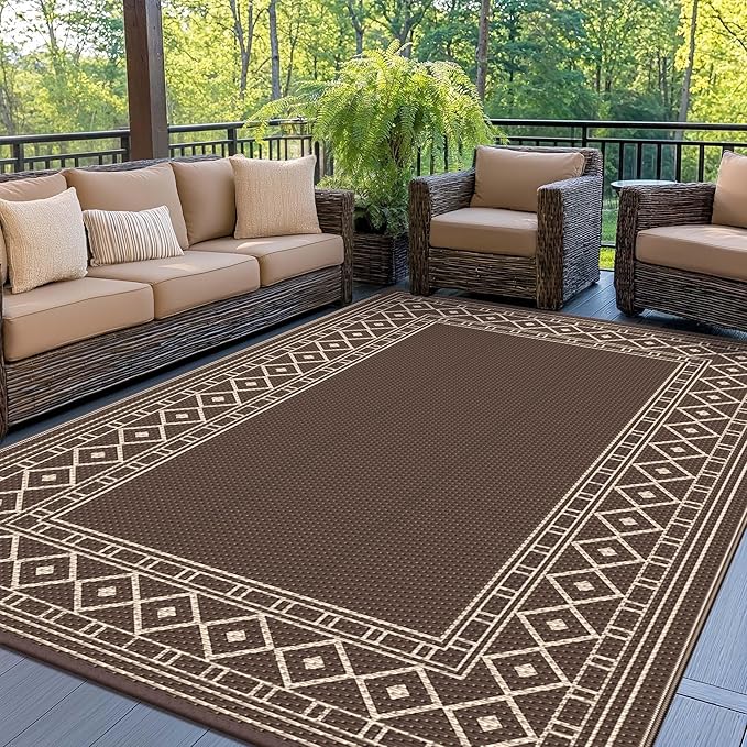 Reversible Plastic Straw Rug